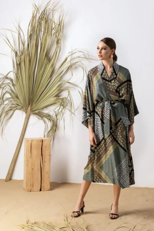 Green and Black Geometric Kimono Robe Dress - Stylish Mid-Length Attire
