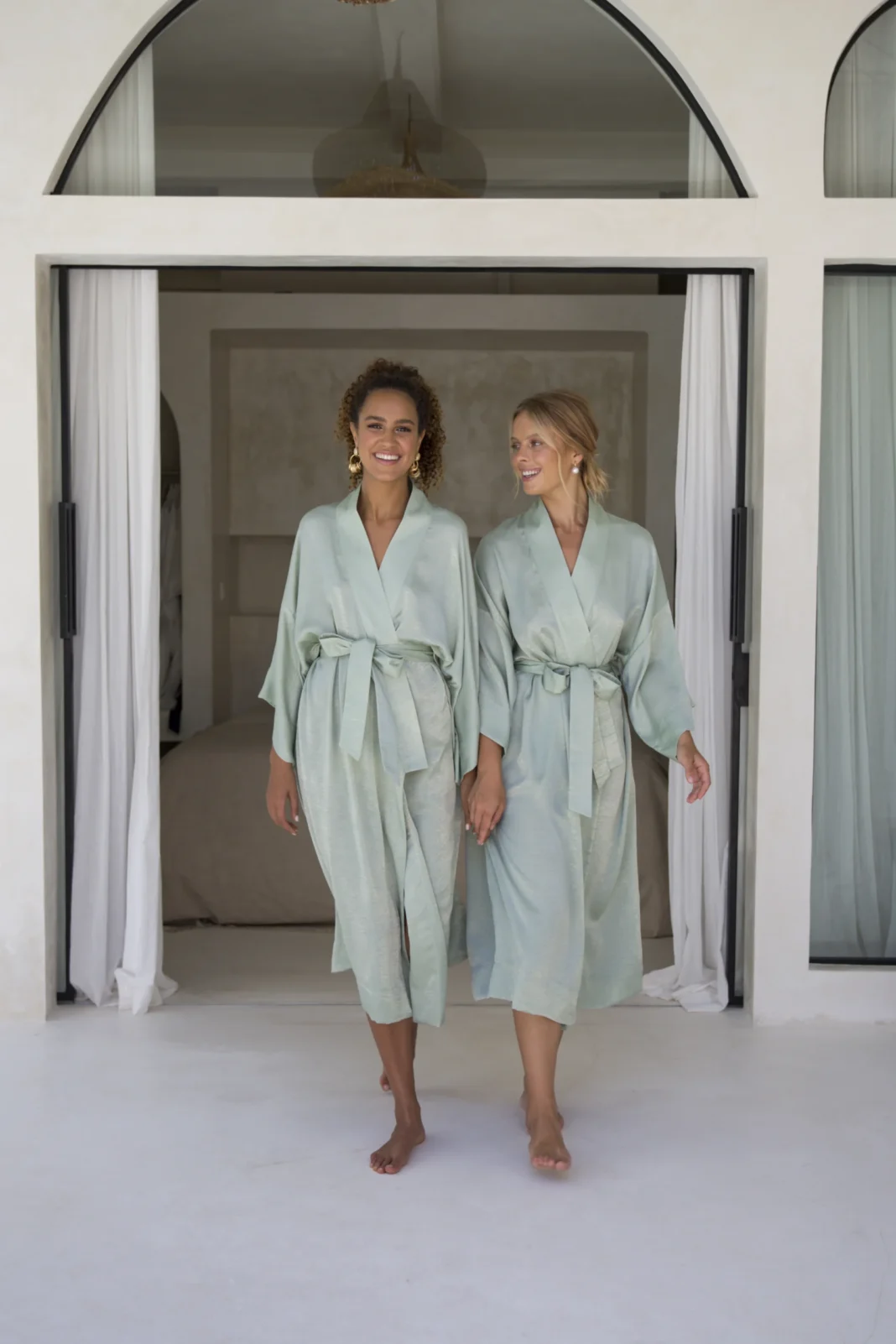 Long Bridesmaid Robes Satin Sage Green Plus Size - Elegance for All