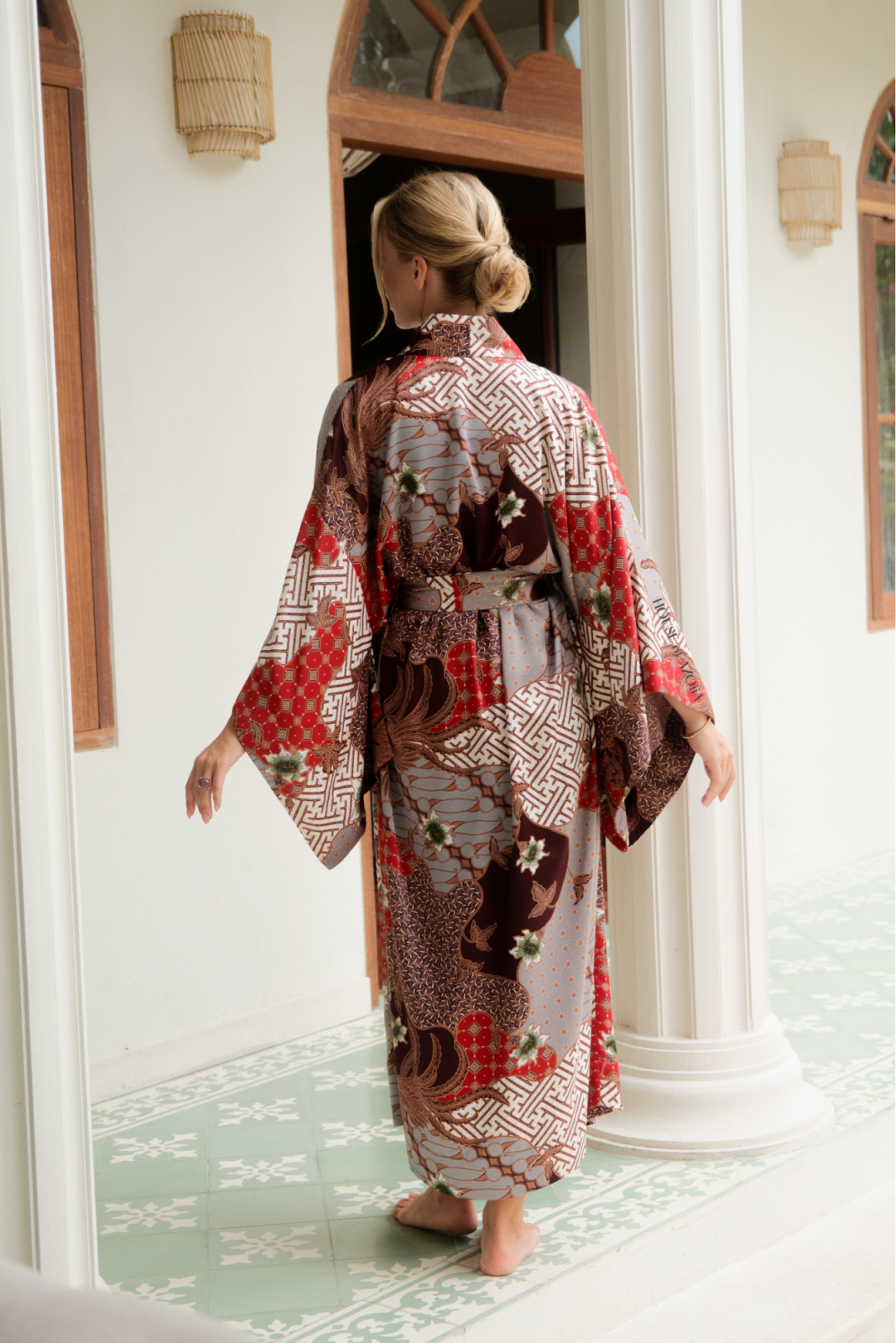 Luxury Japanese kimono robe floor length for women, perfect gift for wife, anniversary, girlfriend, mother, or sister by House of Azoiia - Elyanna.